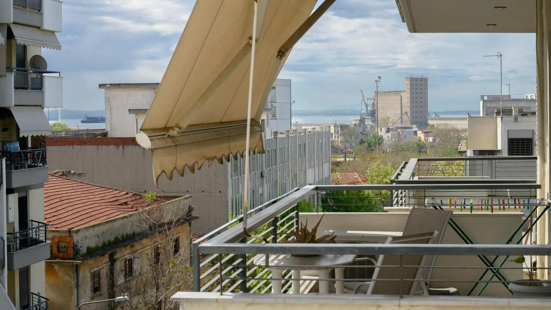 Sunshine Apartments #02 Thessalonique